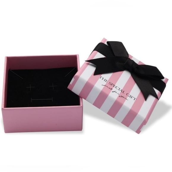 NEW Gold Plated Hoop Earrings - Free Gift Box Included - Picture 5 of 7